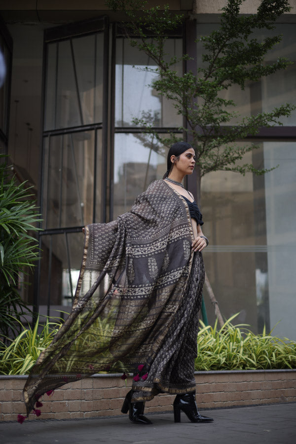kanishka Saree