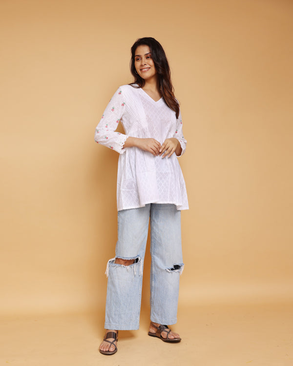 White cotton dobby flair top