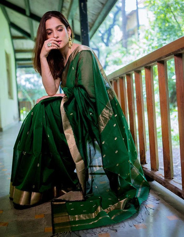 Navinya Saree