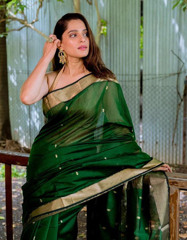 Navinya Saree