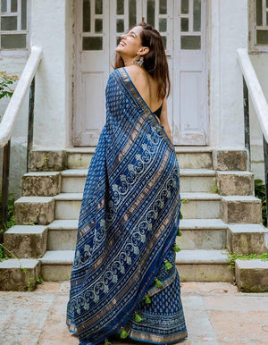 Neeladri Saree