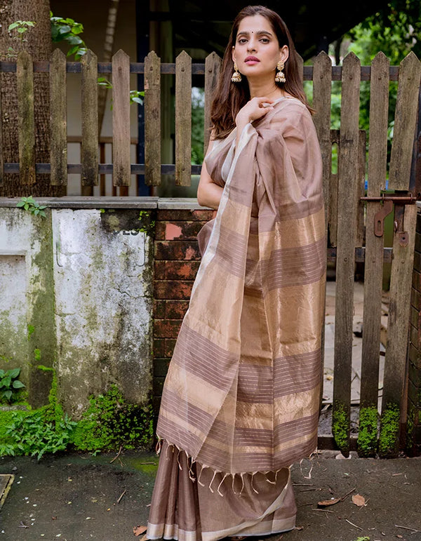 Sumaira Saree